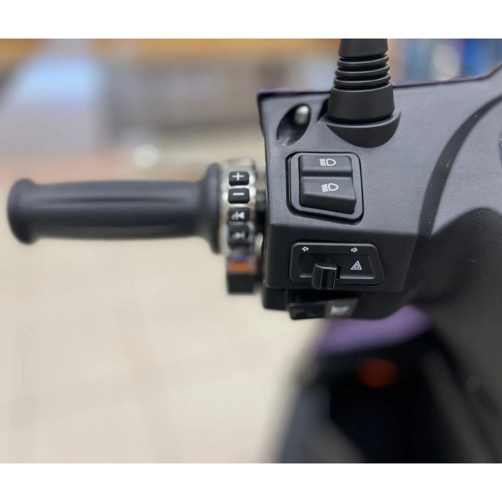 Скутер Gorizont M12